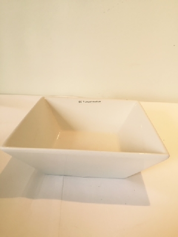 square-trumpet-bowl-medium